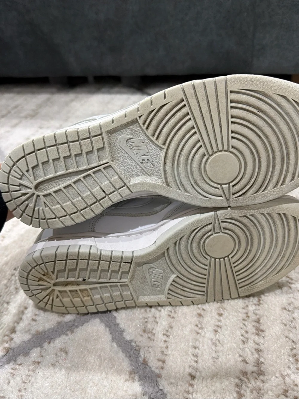 Nike Dunk Low Shoes Women’s Size 7 Photon Dust White Sneakers DD1503-103